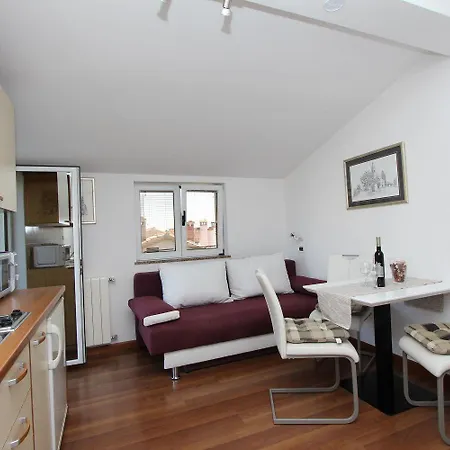 Apartman Beeindruckendes Nur 10 Gehminuten Zum Von Mit Grill *